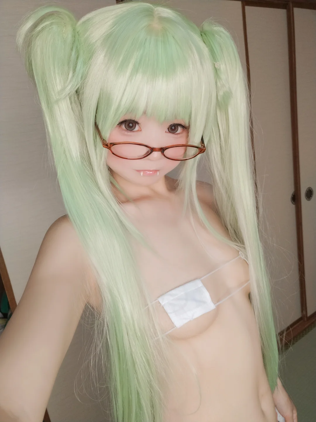 软妹摇摇乐（摇摇乐yoyo）_初音未来_Miku_127P_224MB tg@simisebaisi 【丝足阁】054.webp